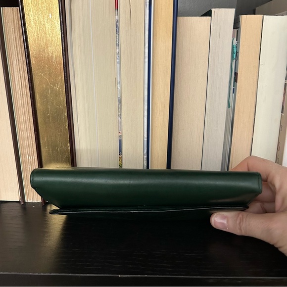 Buxton - Vintage Trifold Green Leather Wallet - Picture 10 of 16